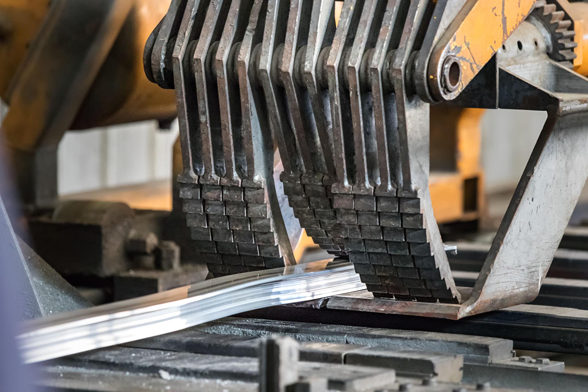 Extrusion press operation